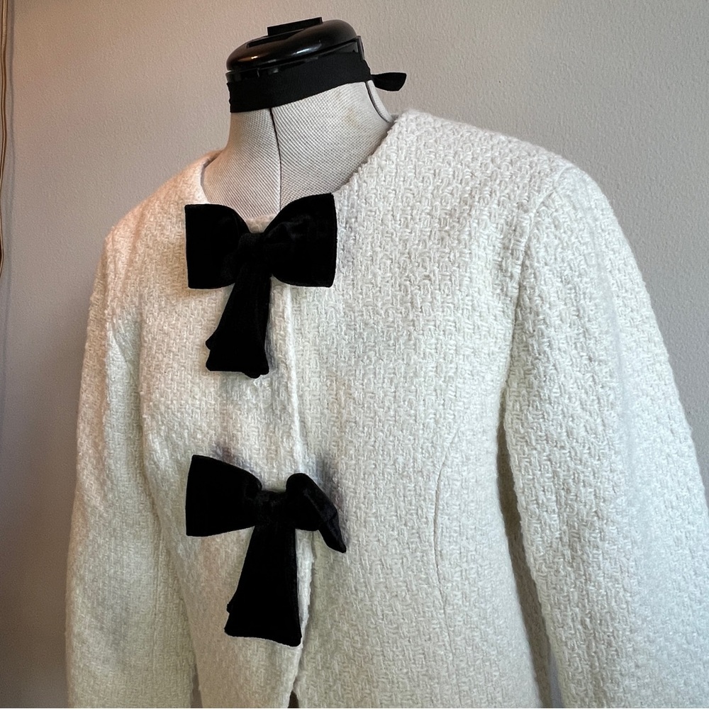 Avec Les Filles Ivory Cream Black Bow Cardigan Blazer NWT - Picture 6 of 16